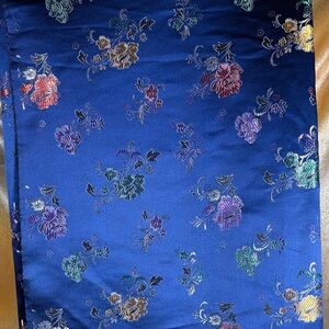 Huge piece of vintage Chinese satin Floral Patterned Fabric. 180”‎ x 92” box K